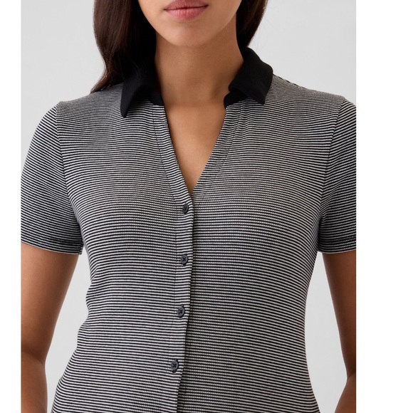 Gap - Modern Ribbed Polo - Picture 2 of 6